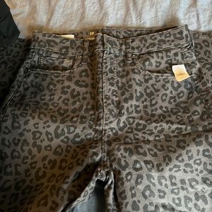 GAP Slim Sky High Rise Stretch Jeans